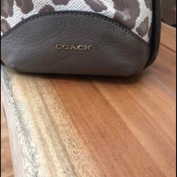 Coach pocketbook 🌸 - Picture 6 of 7